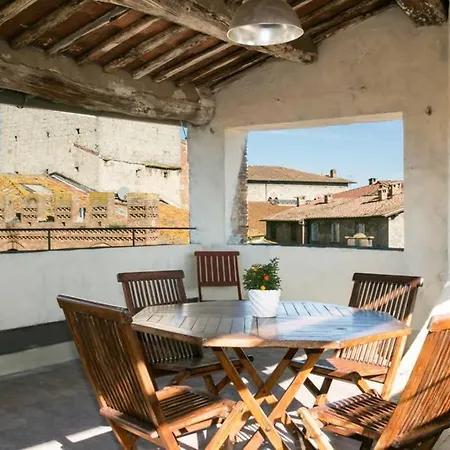 Apartment Attico Con Altana: Incanto E Relax Siena