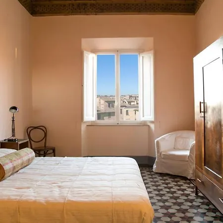 Attico Con Altana: Incanto E Relax Apartment *