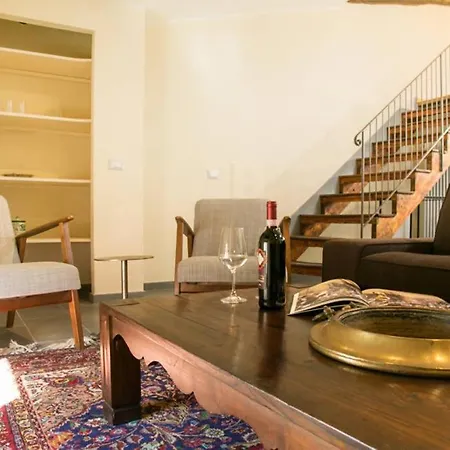 Attico Con Altana: Incanto E Relax Apartment Siena